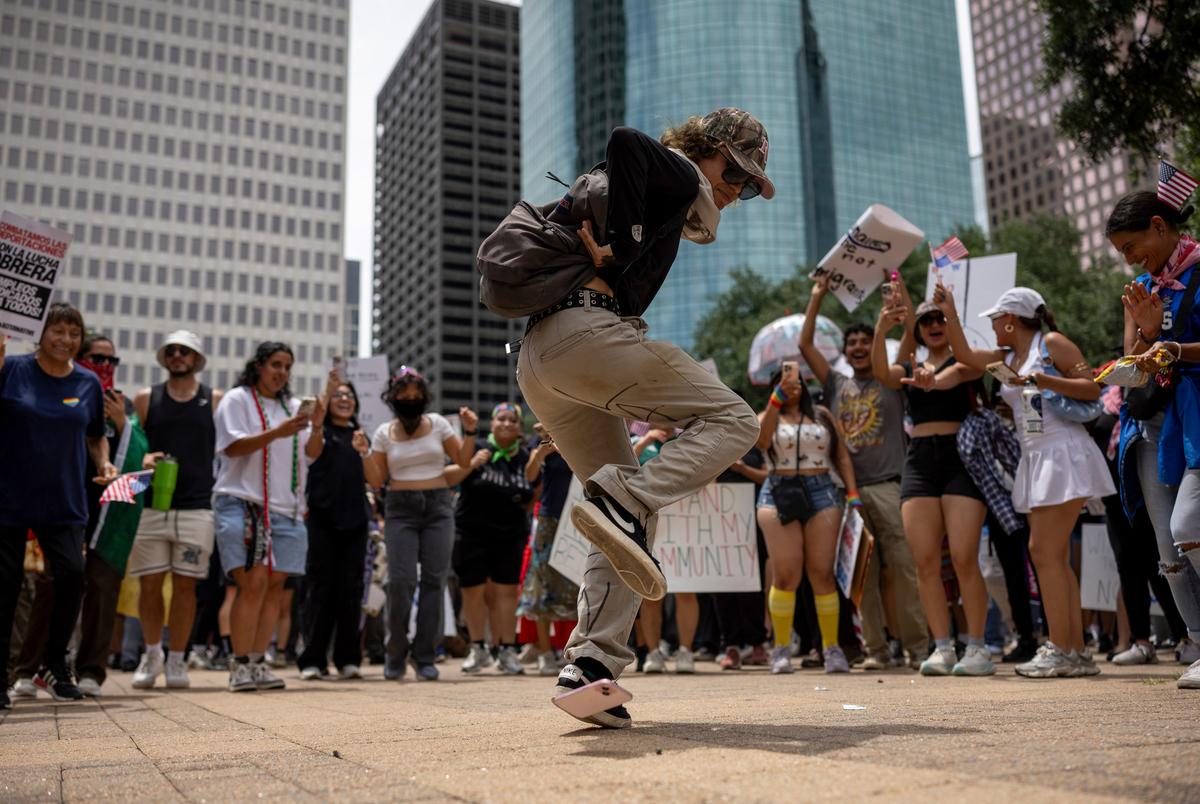 Photos: “No Kings” protests across Texas